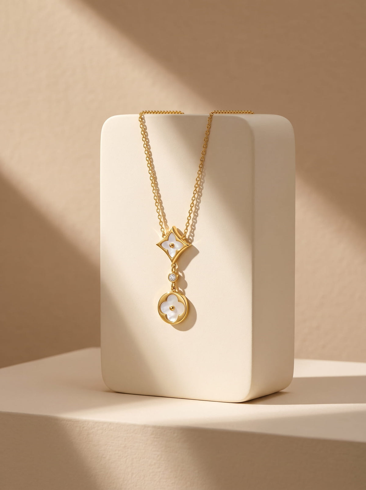 Colar Gold Luxe | White