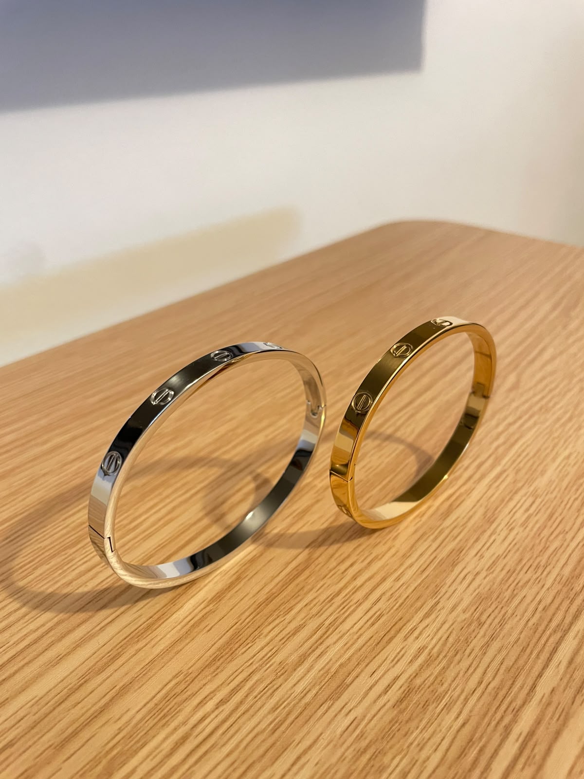Pulseira Gold Classic Bangle [Pré-reserva]