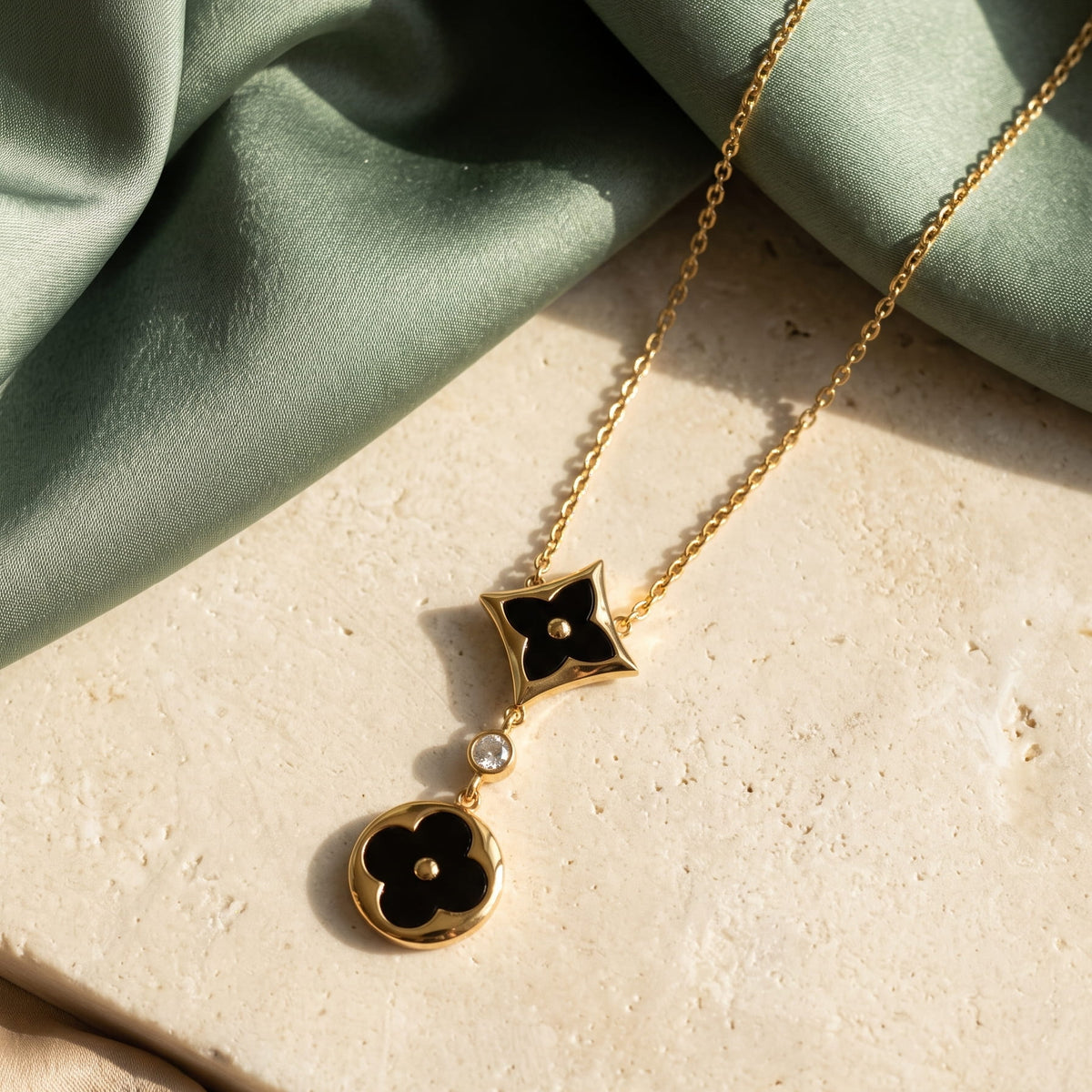 Colar Gold Luxe | Black