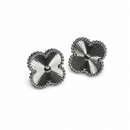 Brincos Shiny Silver Clover