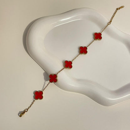 Pulseira Lucky Clover - Vermelho