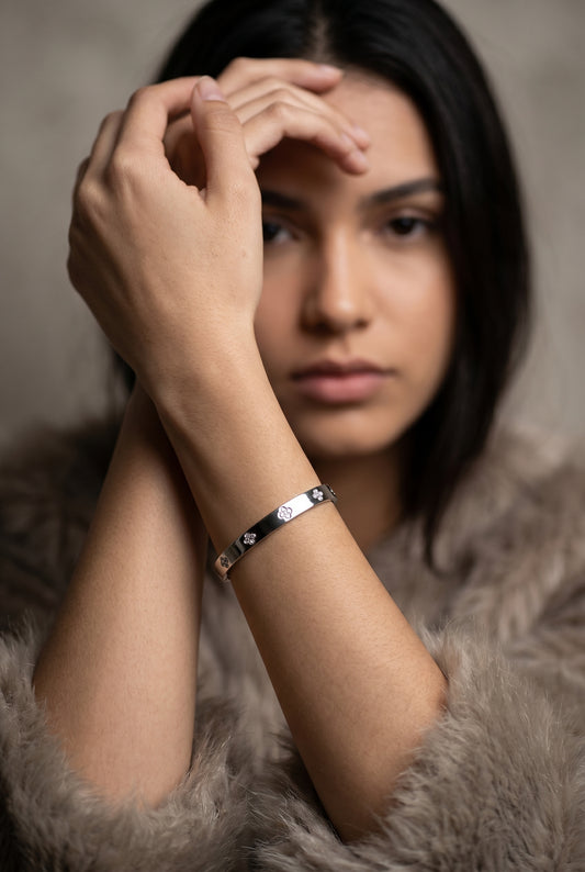 Pulseira Silver Bangle