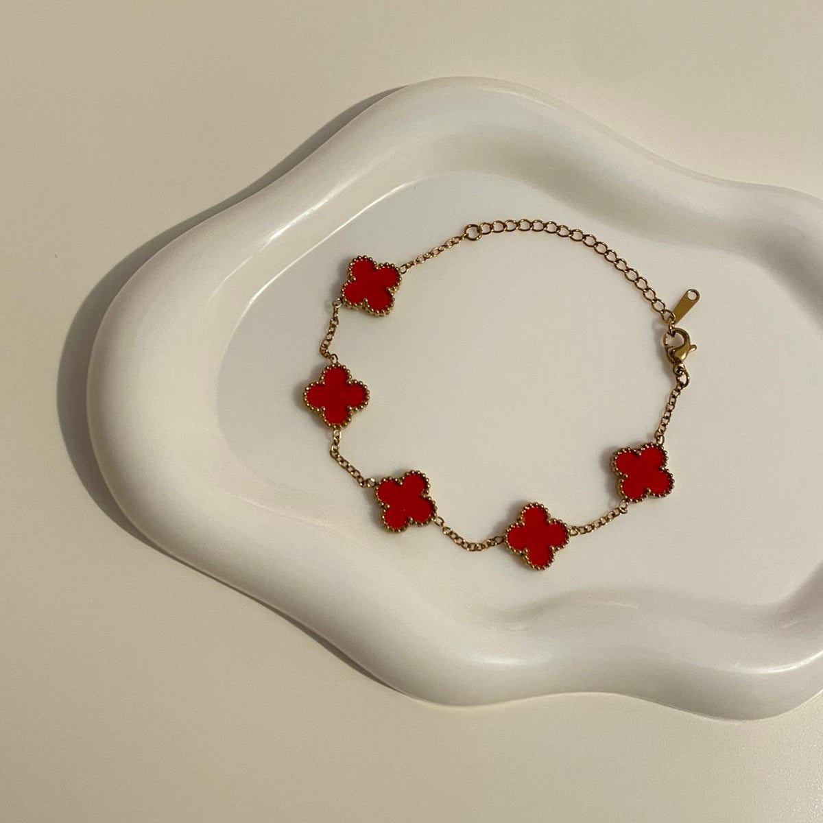 Pulseira Lucky Clover - Vermelho