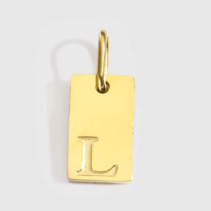 Pendente Engraved Letter
