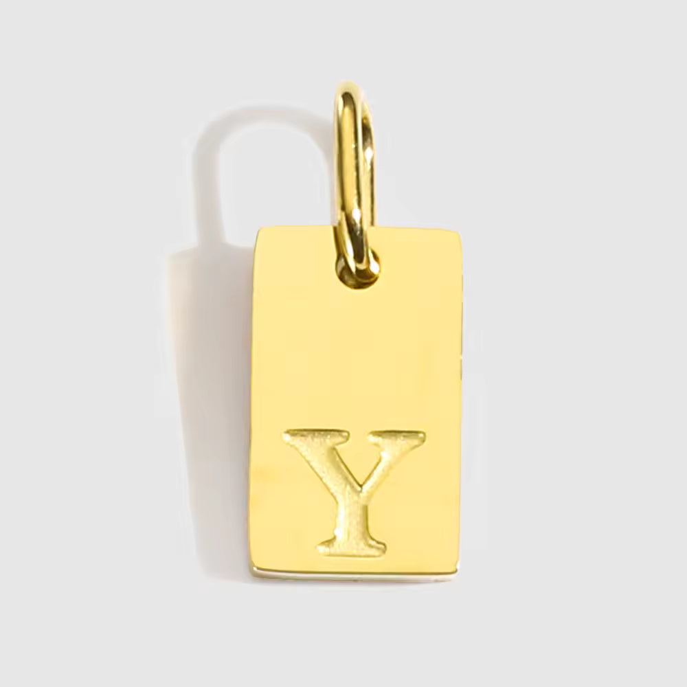 Pendente Engraved Letter